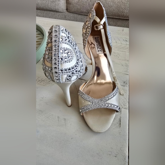 Badgley Mischka Roxy ankle strap evening shoes Size 8 - Picture 3 of 8